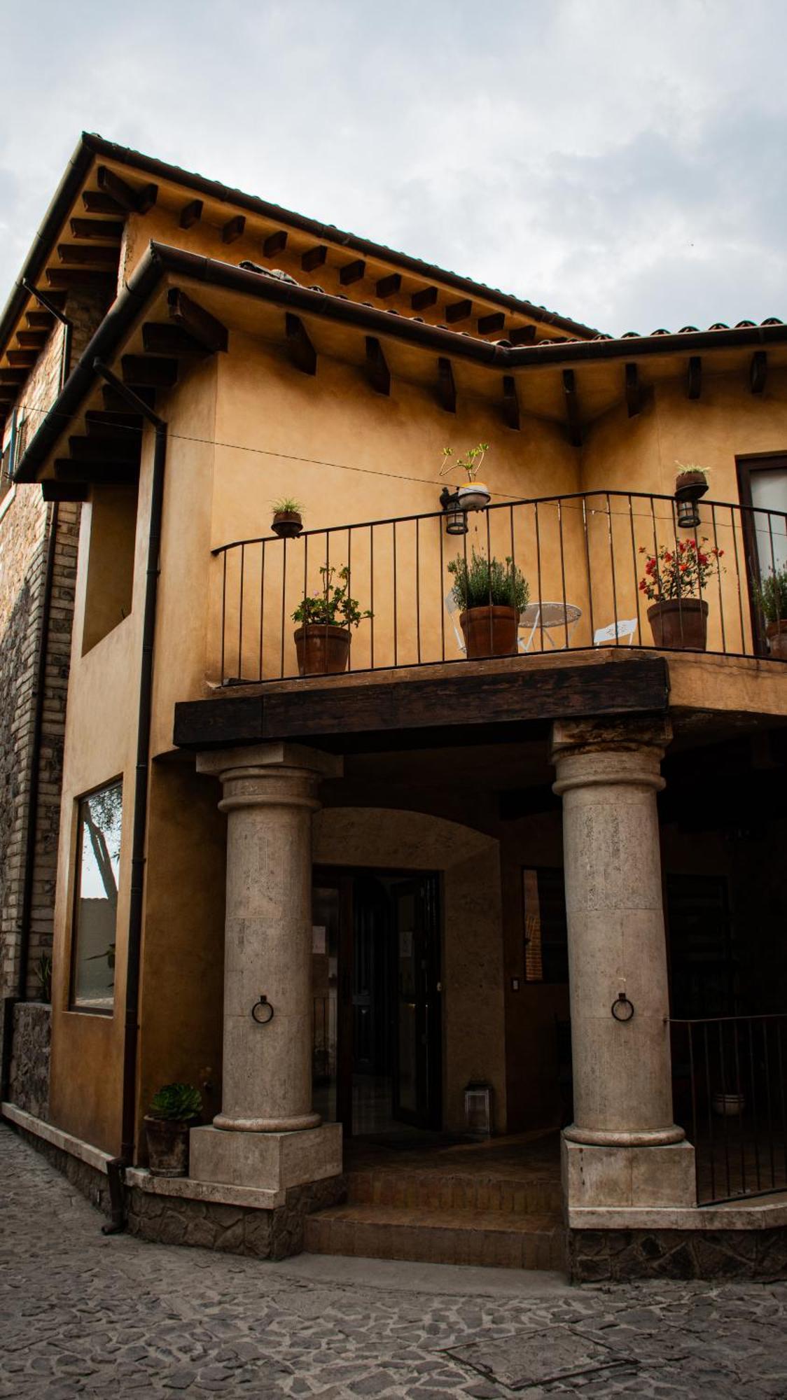 Porta Paradiso Valquirico, Albergo Boutique Santeagueda Εξωτερικό φωτογραφία