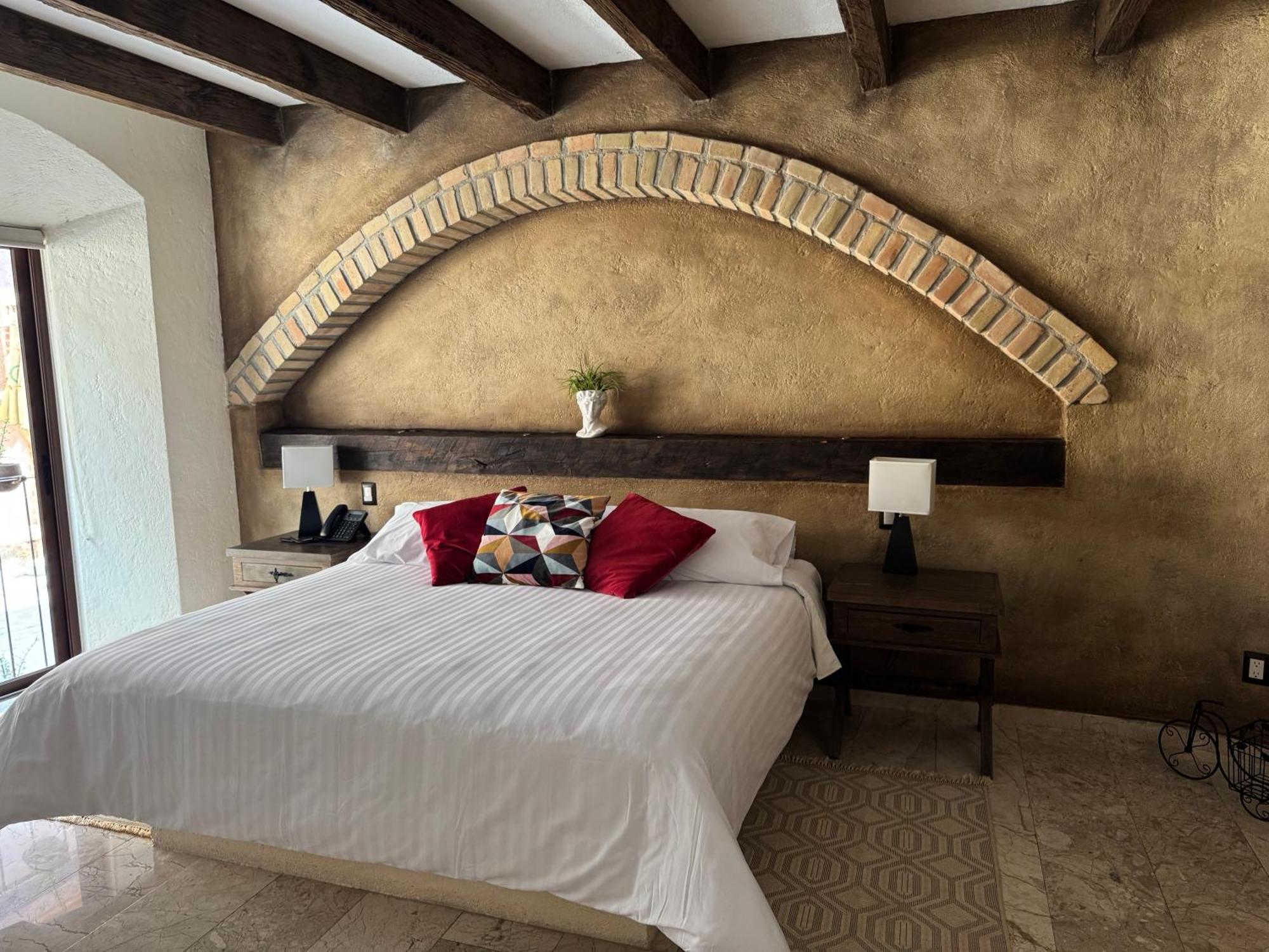 Porta Paradiso Valquirico, Albergo Boutique Santeagueda Εξωτερικό φωτογραφία